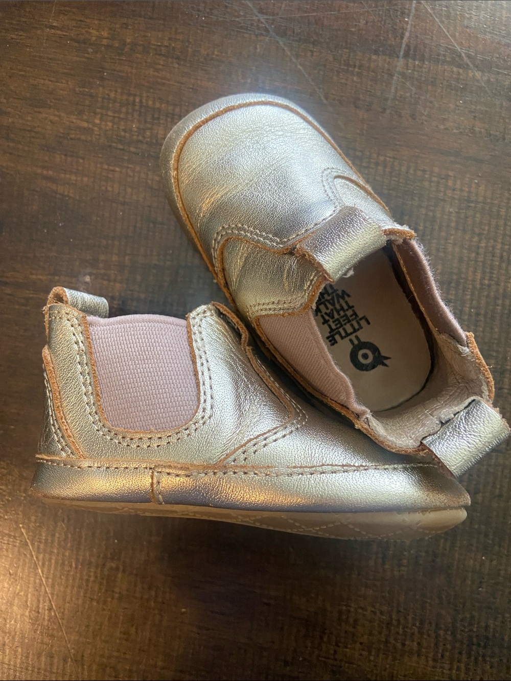 Old Soles Hardy casual shoes Gold size 3 6-9 months